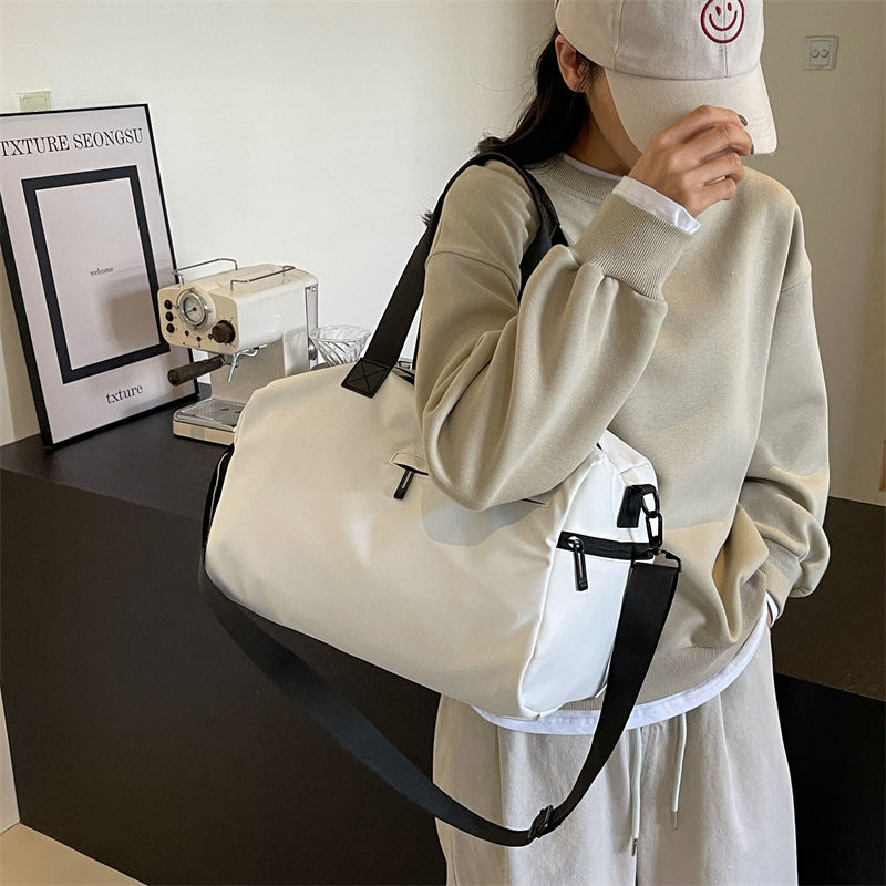 Vielseitige wasserdichte Reisetasche Karnz