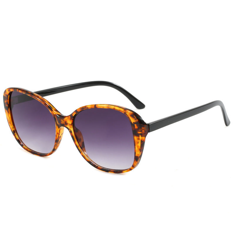 Damen Vintage Sonnenbrille mit einzigartigem, breitem Rahmen Karnz