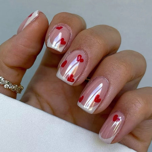 Herz-verschönerte Press-On Nagelkunst Set