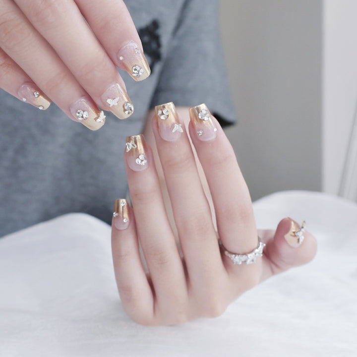 Dekoratives, mit Strass verziertes Press-On-Nagel-Set