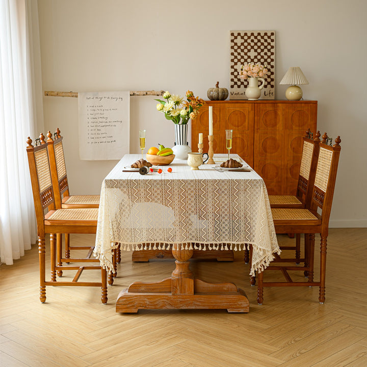 Häkelspitzen-Tischdecke