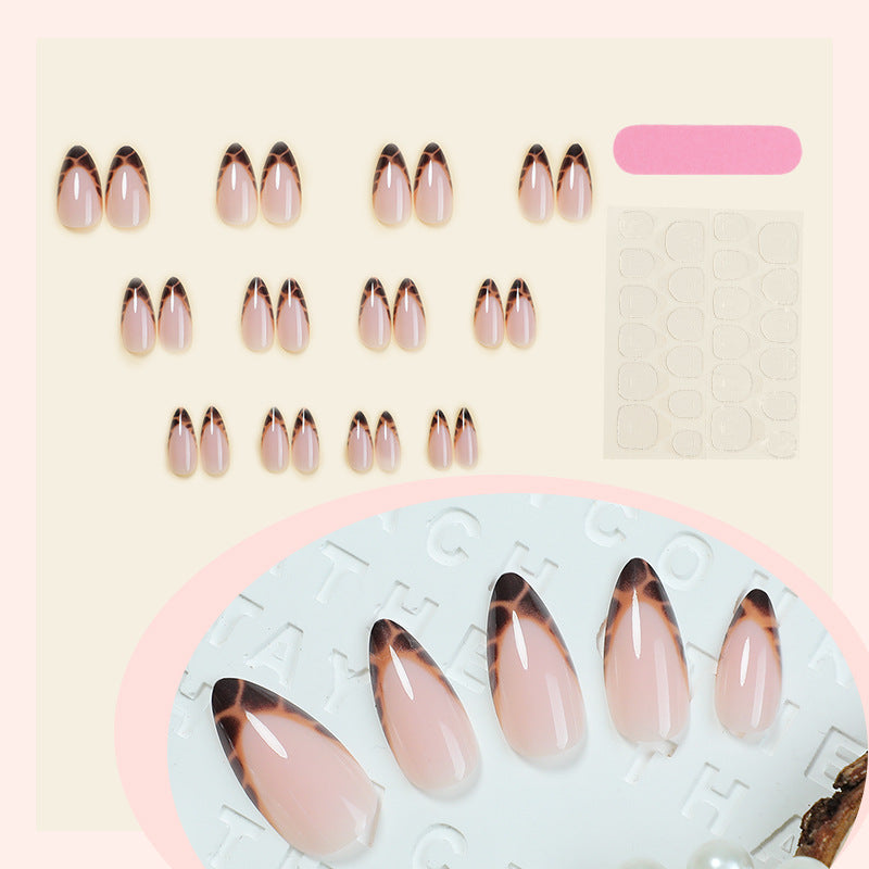 Stylisches Acryl French Tip Press-On Nagel Set Karnz