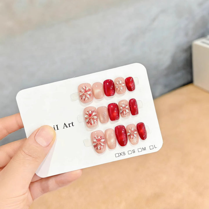 Floral Press-On Nail Art Set Karnz