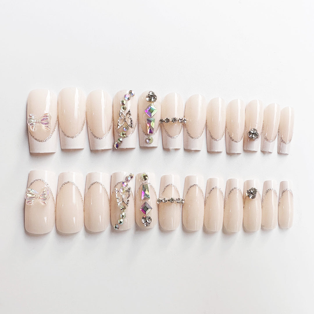 Dekorative Strass Nagelkunst Extensions Karnz