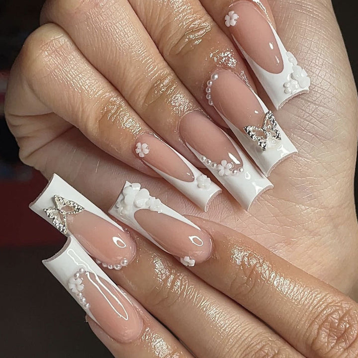 Elegante florale Akzent Acryl Nagelkunstverlängerungen Karnz