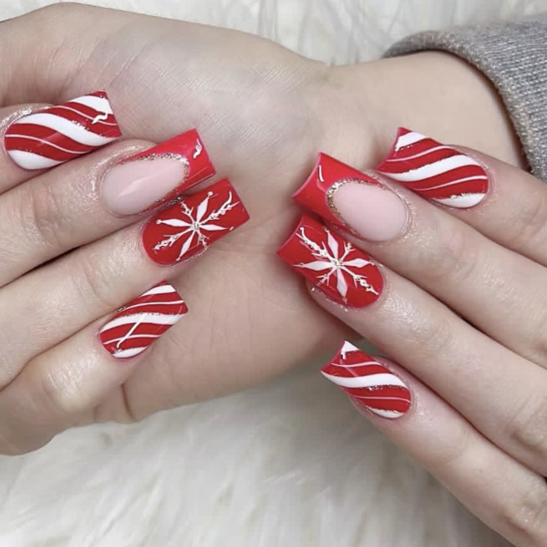 Festliches Winter-Thema Nagelkunstdesign Karnz