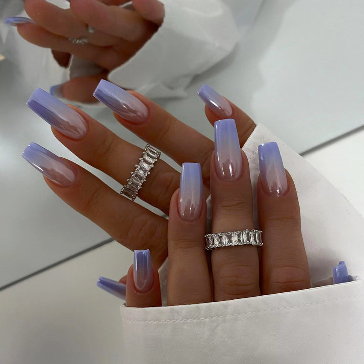 Elegante Ombre-Kunstnägel Karnz