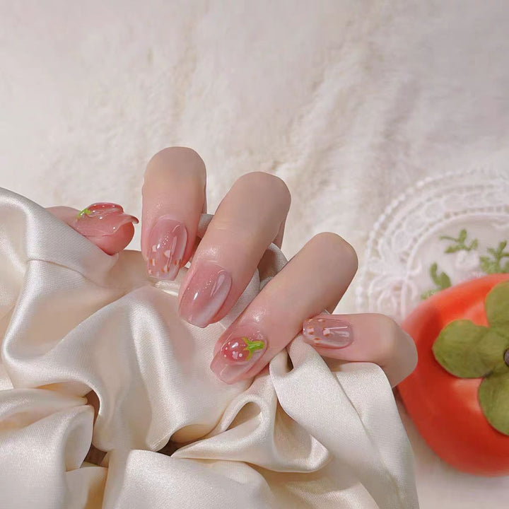 Artisanal Press-On Nail Set mit Blumen- und Obstmotiven Karnz