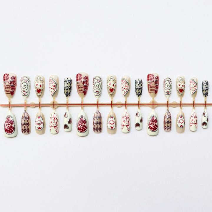 Dekoratives Press-On Nagelkunst Set