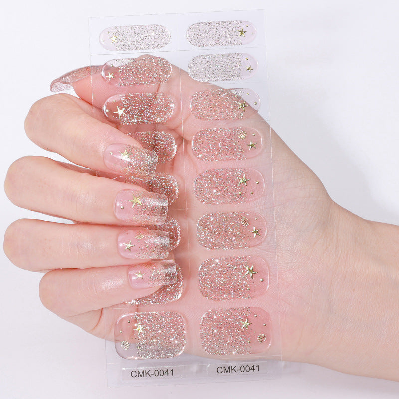 Funkelnde Nagelüberzüge