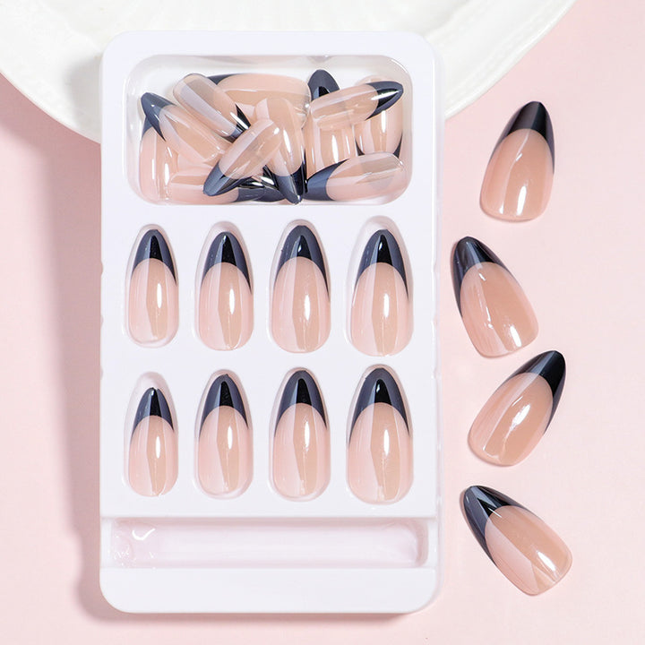 Elegantes French Tip Press-On Nail Art Set Karnz