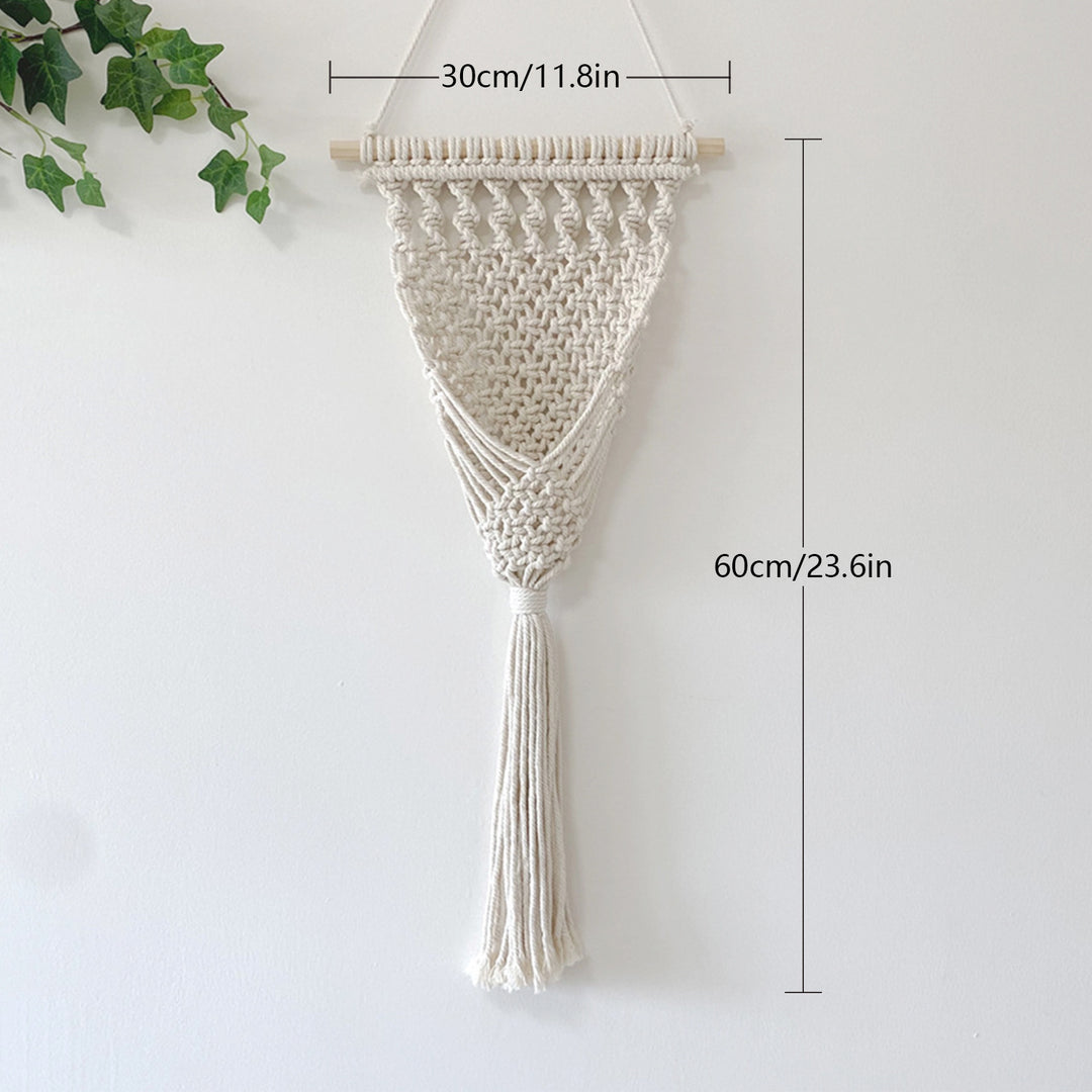 Dekorative Makramee Wandbehang mit eleganten Fransenquasten Karnz