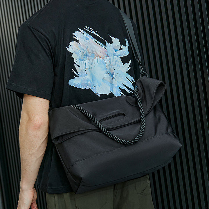 Multifunktionale schlanke Messenger-Tasche Karnz