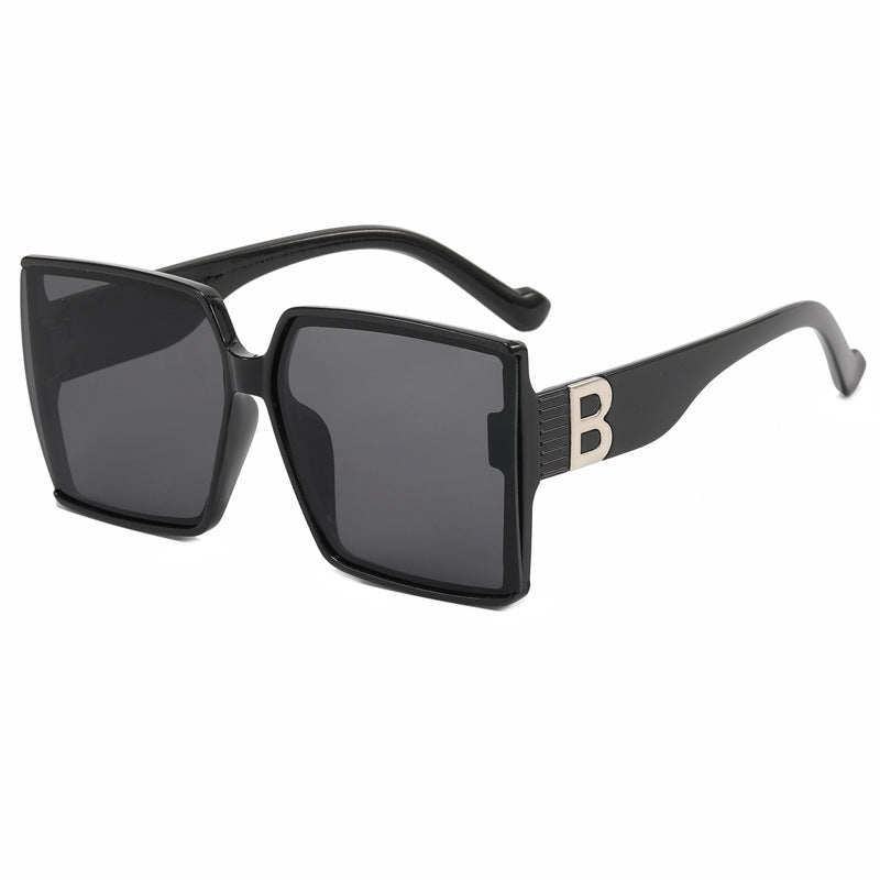 Damen Oversized-Sonnenbrille mit luxurious Detail Karnz