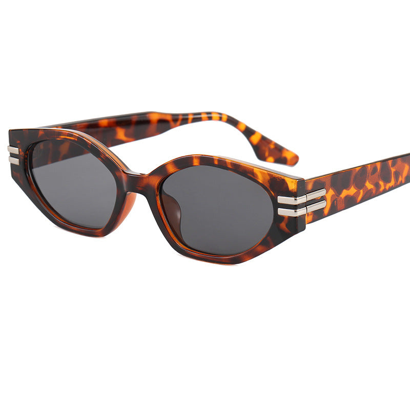 Damen auffällige Vintage-Sonnenbrille mit asymmetrischem Rahmen Karnz