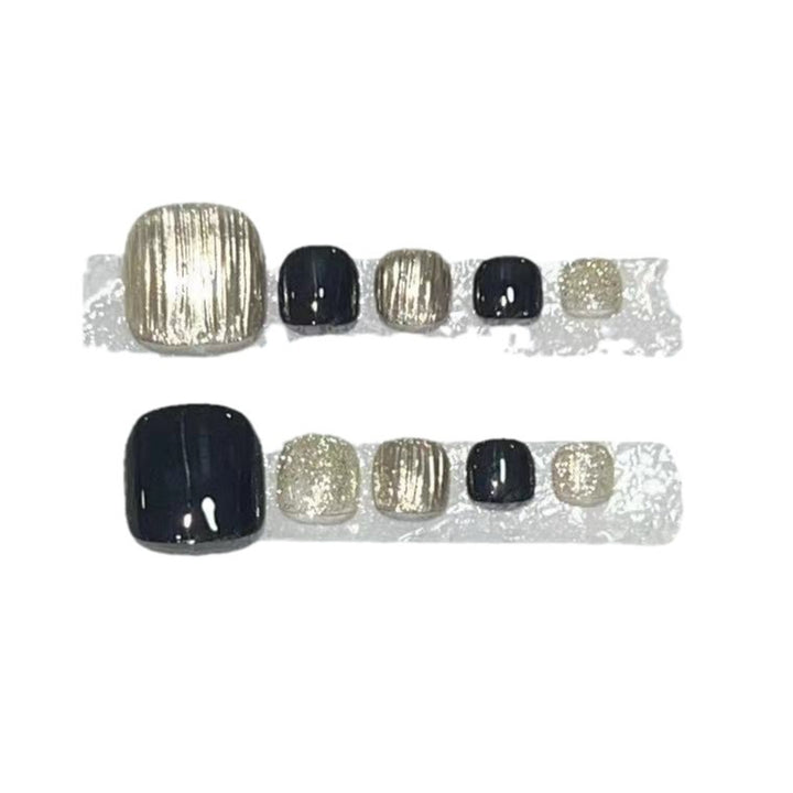 Press-On Nagelkunstset mit eleganten metallischen und Glitzerelementen Karnz