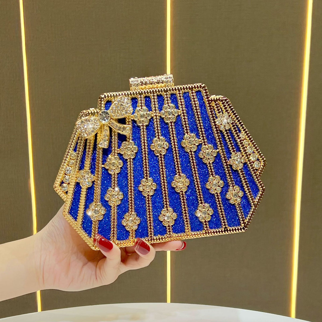 Glamouröse mit Strass verzierte Abend-Clutch