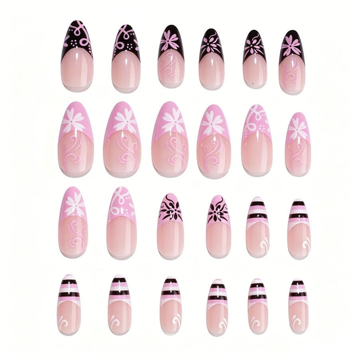 Kunstnagelset mit dekorativen blütenartigen und geometrischen Designs Karnz