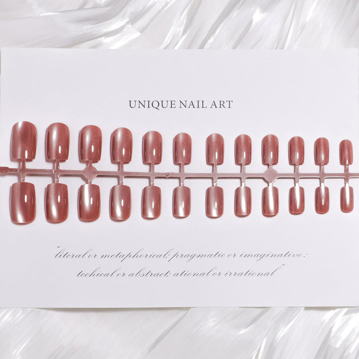 Einzigartiges Press-On Nageldesign Set Karnz