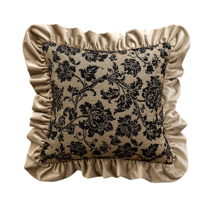 Flauschiges Zierkissen mit Blumenmuster