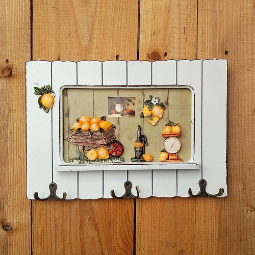 Dekorative, naturinspirierte Wandhakenleiste