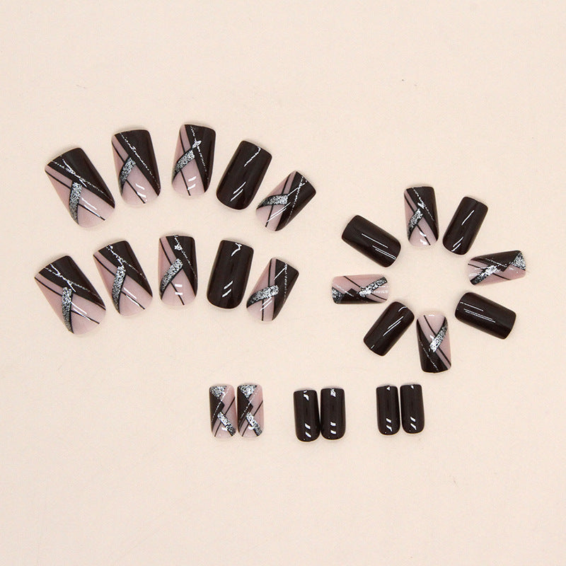 Künstlerisches Glam Nageldesign Set Karnz