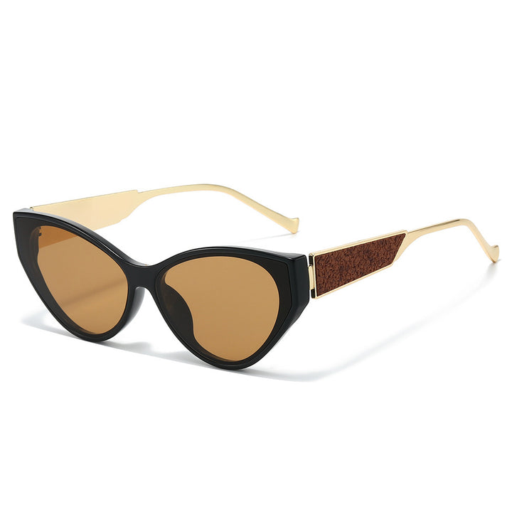 Chice Katzenaugen-Sonnenbrille mit einzigartigen Details Karnz