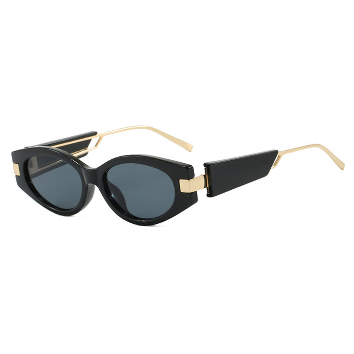 Damen elegante Cat-Eye Sonnenbrille mit goldenen Akzenten Karnz