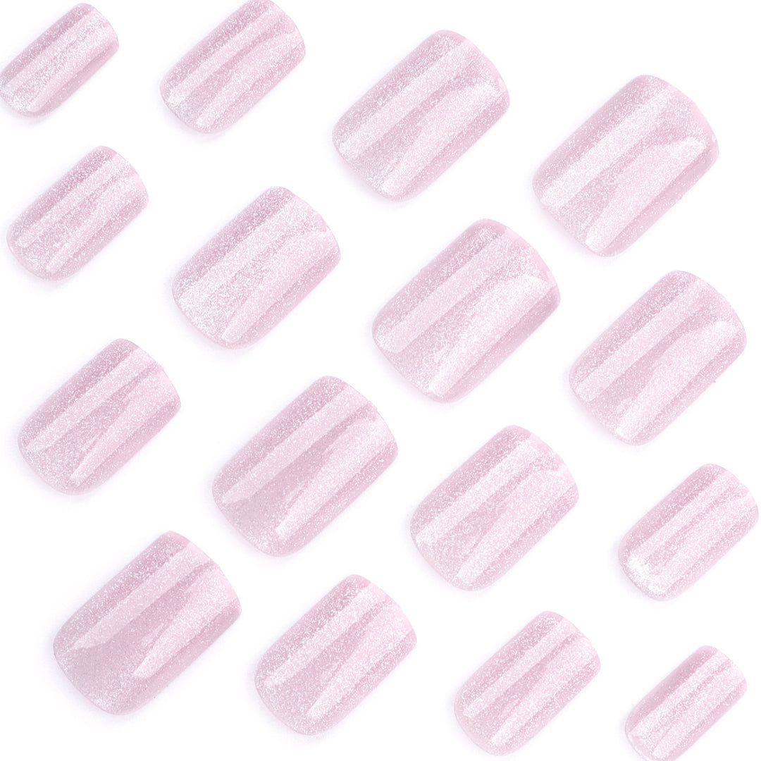 Künstliche Nagelkunst mit elegantem Glanz Karnz