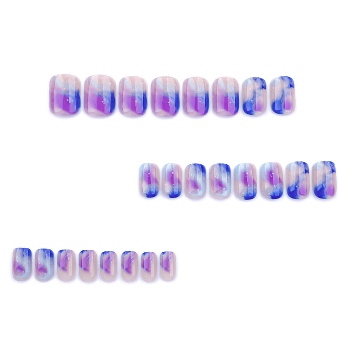 Glamouröse Nagelkunst mit elegantem Farbverlauf Karnz