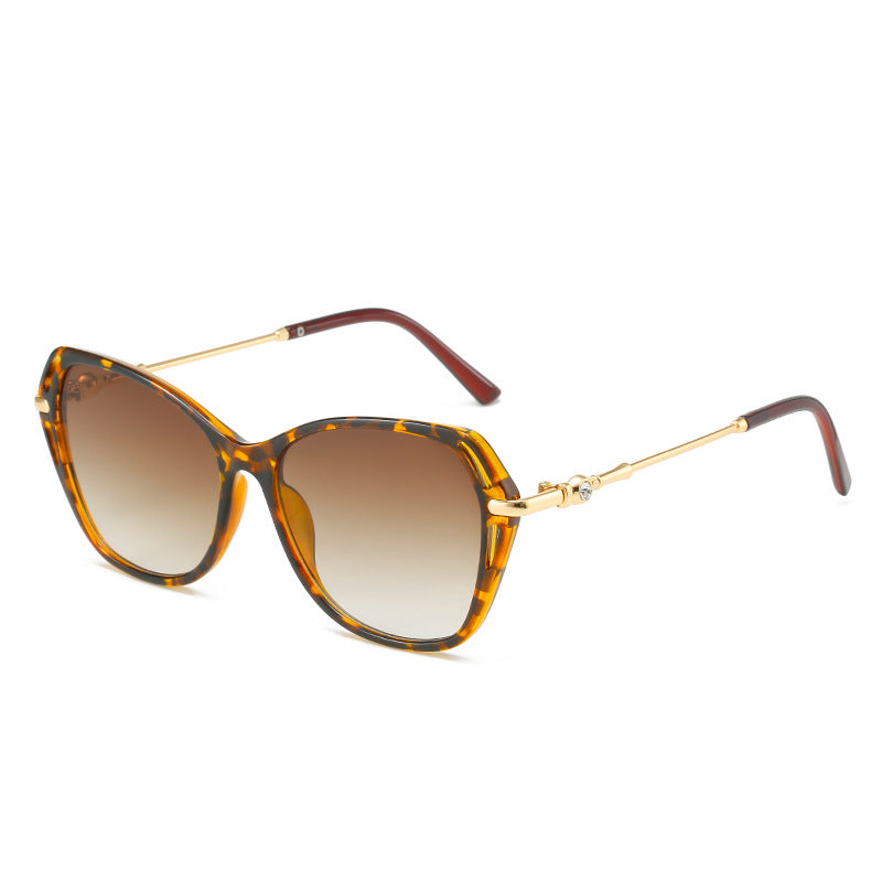 Damen modische Cat-Eye Sonnenbrille mit elegantem Metallrahmen Karnz