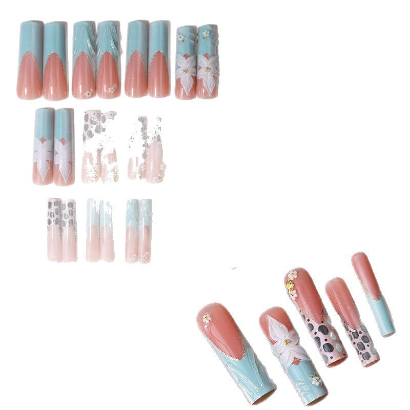 Künstlerisches Press-on-Nageldesign-Set Karnz