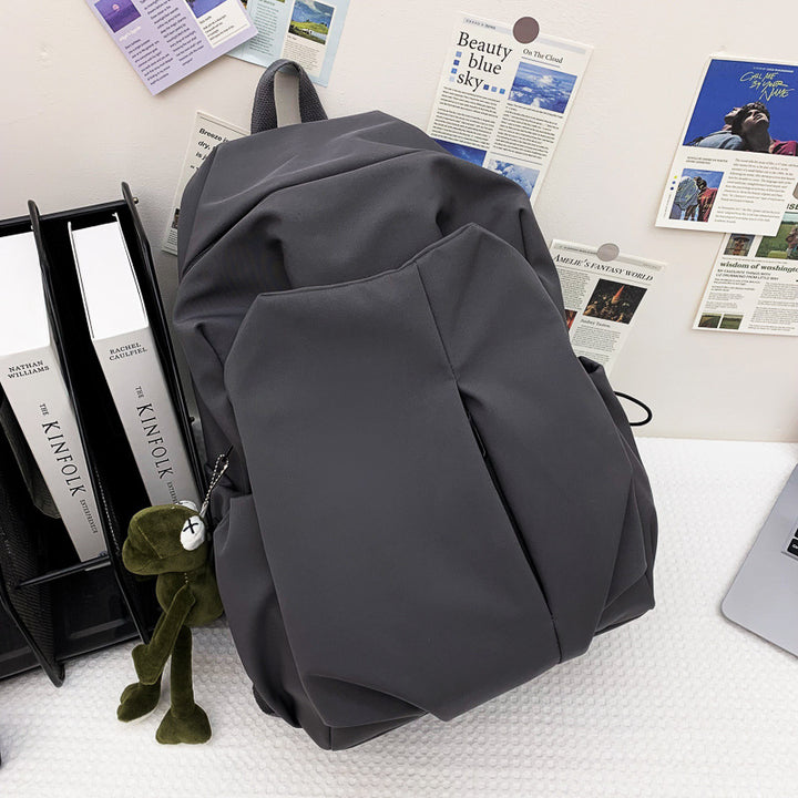 Stylischer Mehrfachfächer-Rucksack