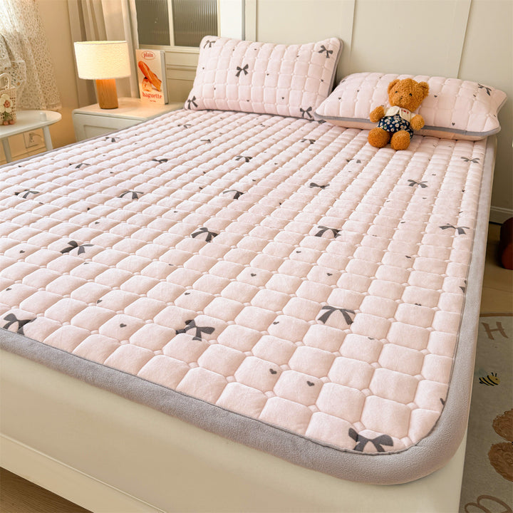 Niedlicher Cartoon Tier Quilted Matratzenauflage