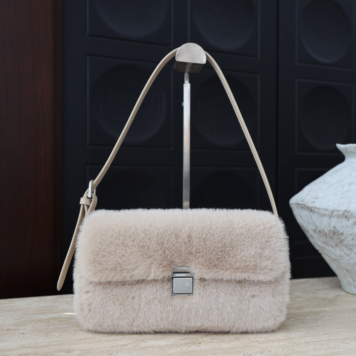 Faux Fur Abendtasche