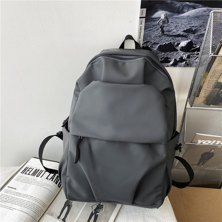 Funktionaler Rucksack mit Innovativem Stauraumkonzept Karnz