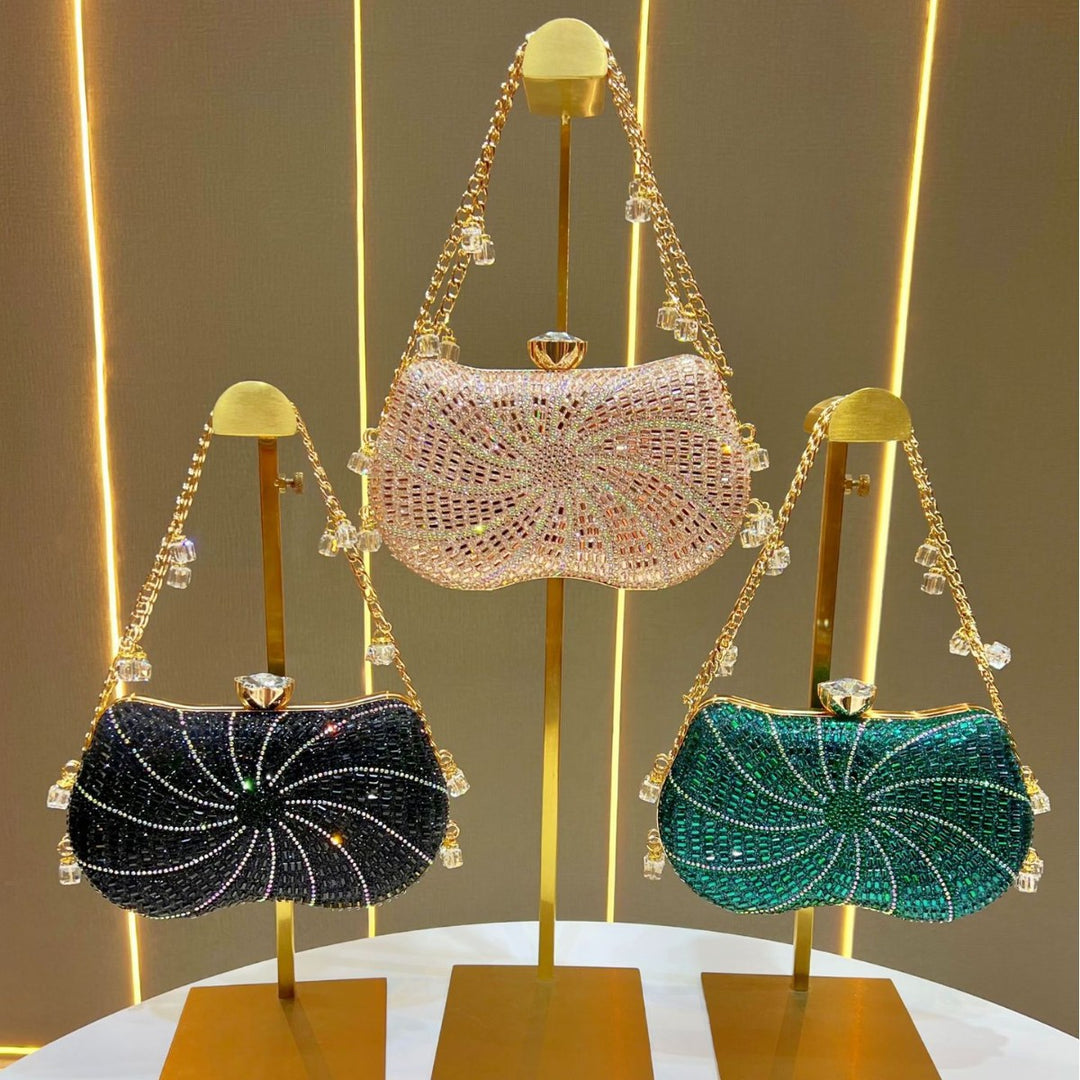 Glitzernde kristall-besetzte Abendhandtasche