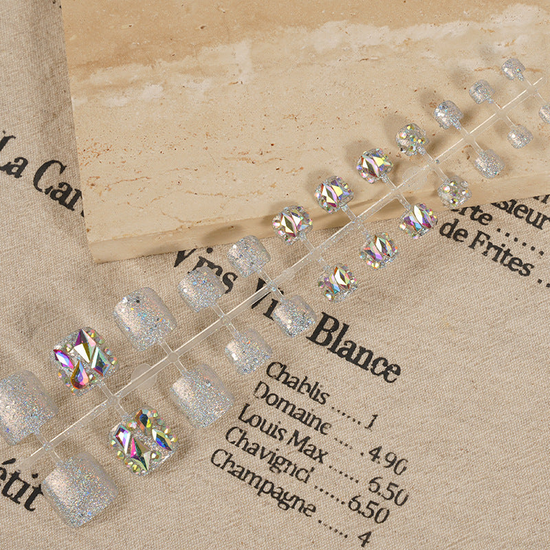Glamourös mit Strass verziertes Druck-Nagelkunst-Set Karnz