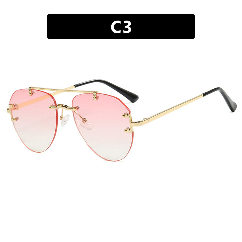 Damen moderne Piloten-Sonnenbrille mit gradienten Gläsern und dünnem Metallrahmen Karnz