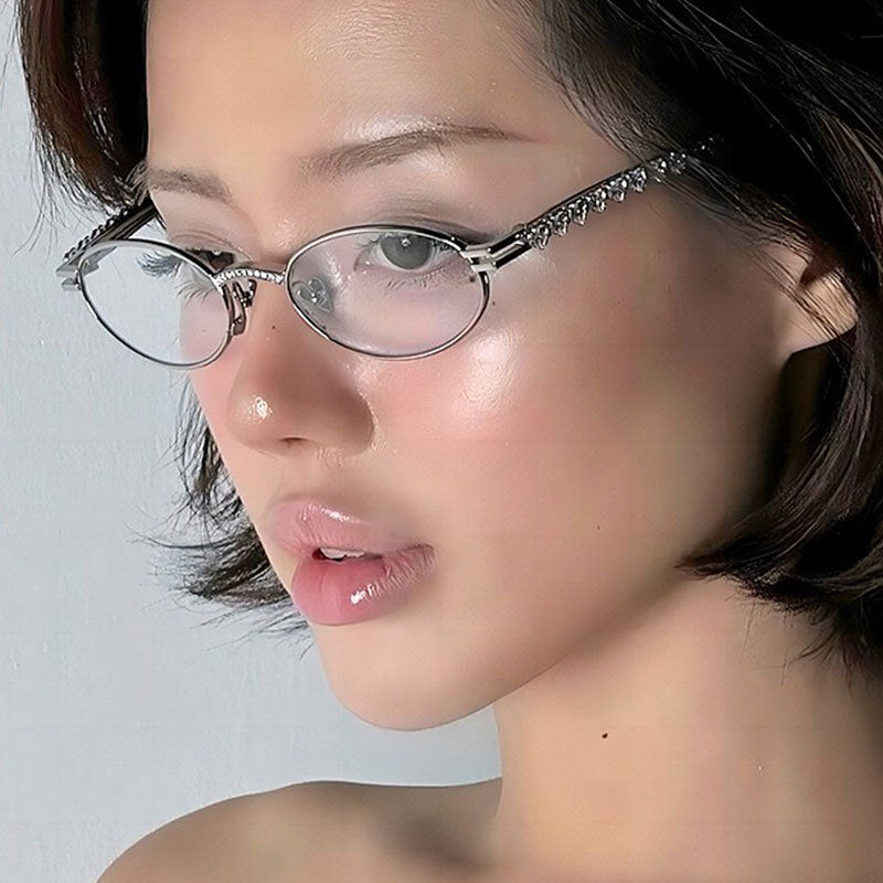 Damen modische Sonnenbrille mit dekorativem Rahmen und stilvollen Akzenten Karnz