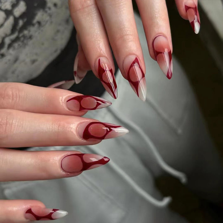 Künstliche Stiletto Fingernägel mit Elegantem Design Karnz