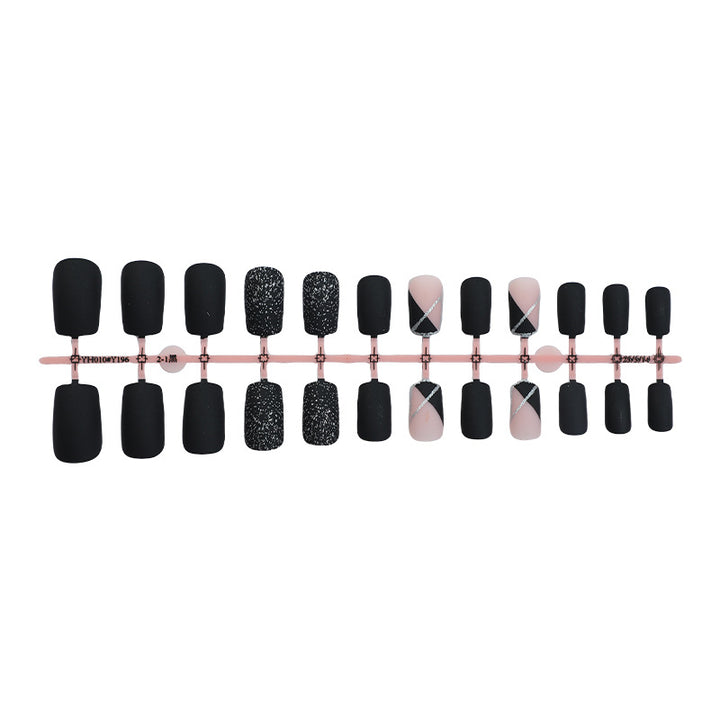 Matte Finish Press-On Nail Set mit glamourösem Schwarz und funkelnden Designs Karnz