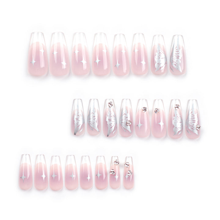 Kunstvolle Nagelverlängerungen mit elegantem Floral-Design Karnz