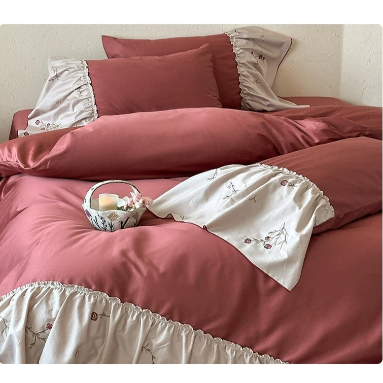 Luxuriöses Rüschendes Floral-gesticktes Saten Bettbezug Set