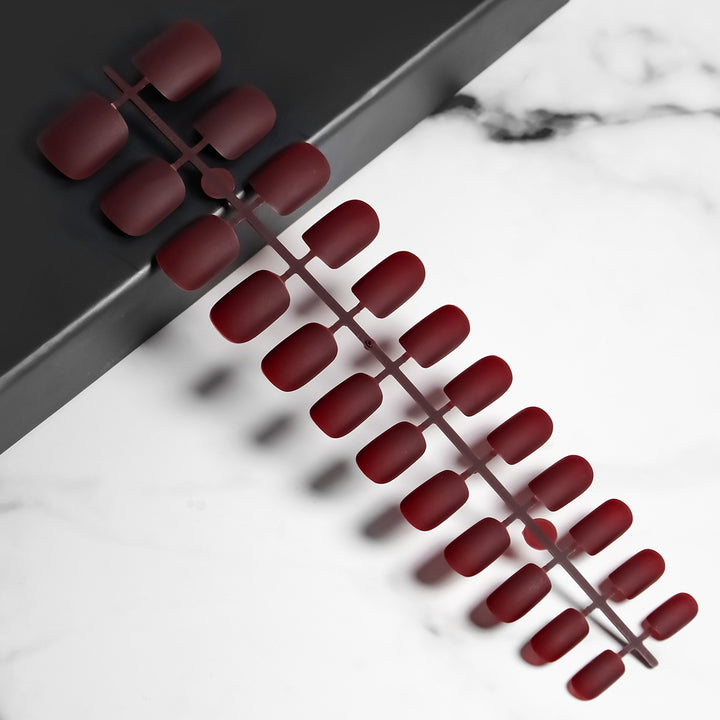 Matte Finish Press-On Nail Tips Karnz