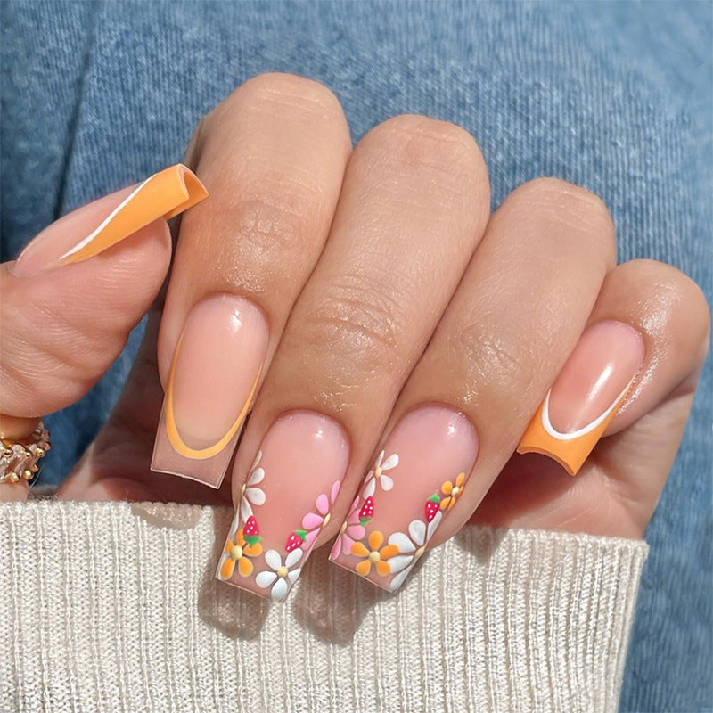 Dekoratives Floral Press-On Nagelkunstset mit 3D-Blumenakzenten Karnz