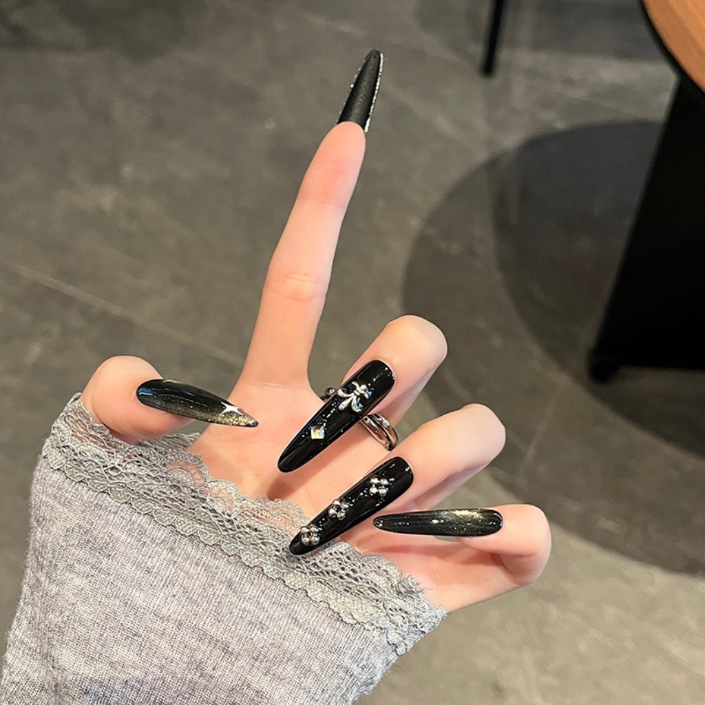 Glamouröse Dekorative Press-On Nagelkunst Karnz