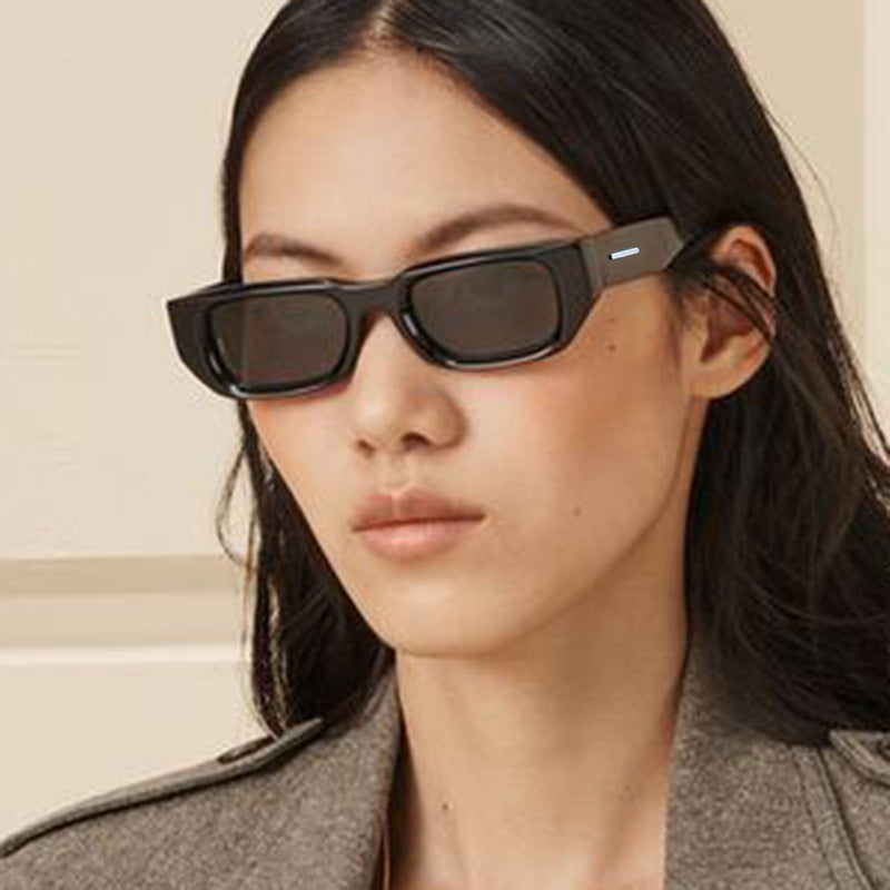 Damen modische Sonnenbrille mit innovativem, transparentem Rahmen und polarisierten Gläsern Karnz