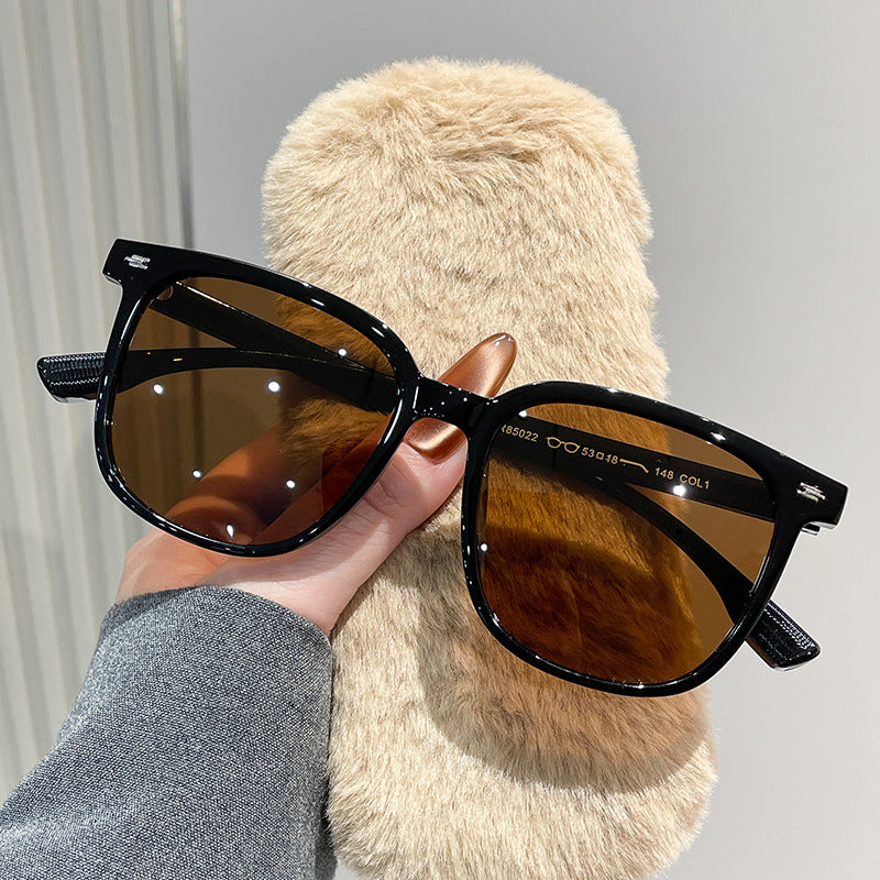 Damen modische Sonnenbrille im modernen rechteckigen Design Karnz