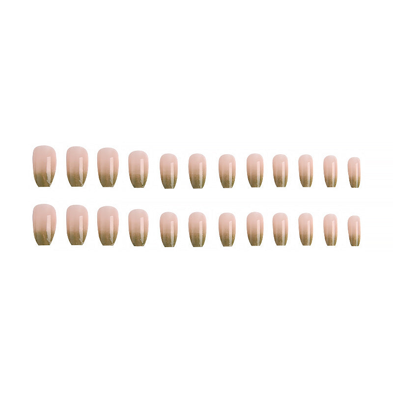 Kunstvolle Nagelspitzen mit Ombre-Effekt Karnz